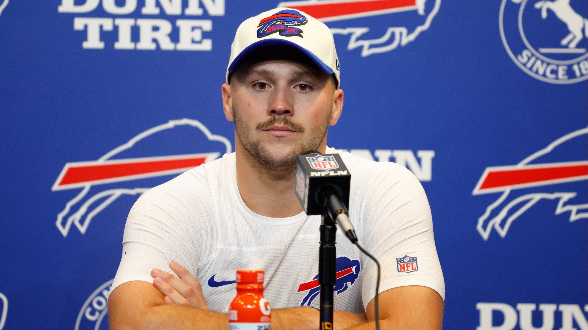 East Rutherford, New Jersey, USA. 6th Nov, 2022. Buffalo Bills quarterback  JOSH ALLEN (17) in action at MetLife Stadium in East Rutherford New Jersey  New York defeats Buffalo 20 to 17 (Credit