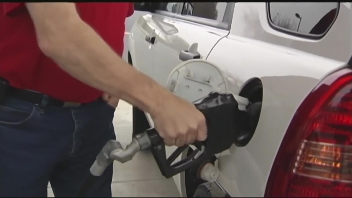 Gas prices in Buffalo dip slightly, remain above national average