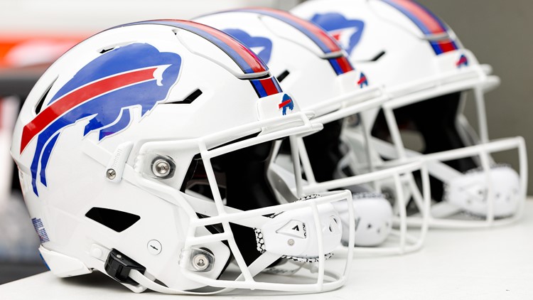 Buffalo Bills make two roster cuts, place FB on IR