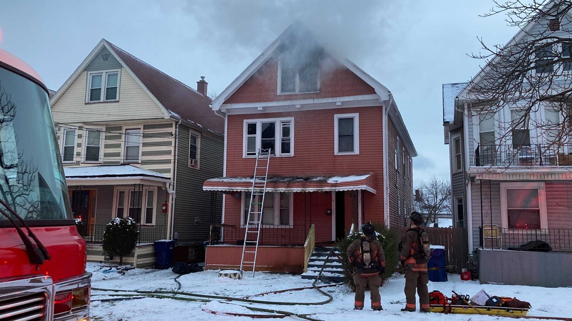 Red Cross assisting 9 people following Kermit Avenue house fire | wgrz.com