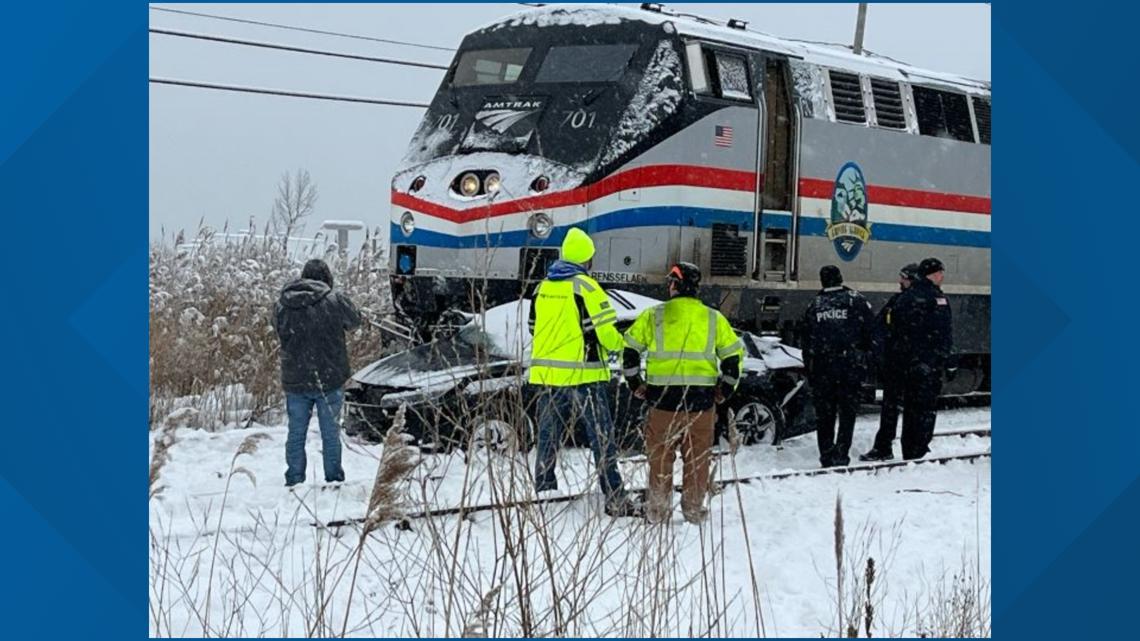 Train and car crashed into each other in North Tonawanda