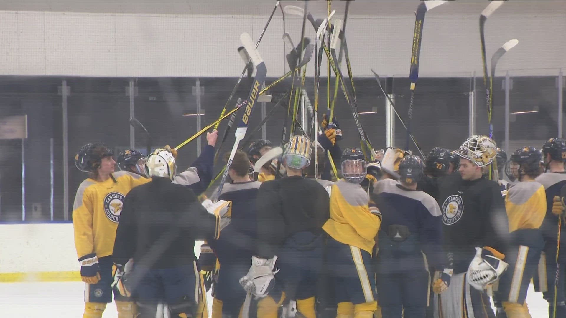 Canisus College has made it to the NCAA men's hockey tournament