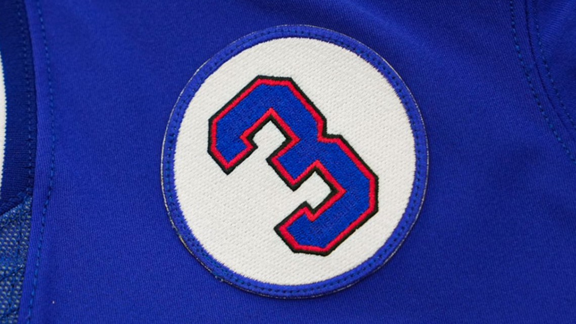 17) Watch: Hamlin patches get stitched on to Bills jerseys for today's game