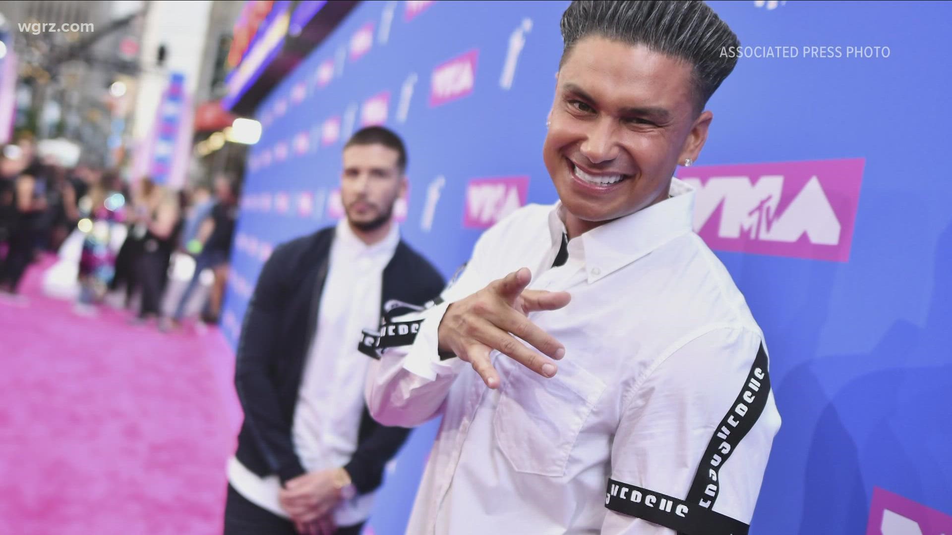 DJ Pauly D coming to Sunset Bay beach club in June