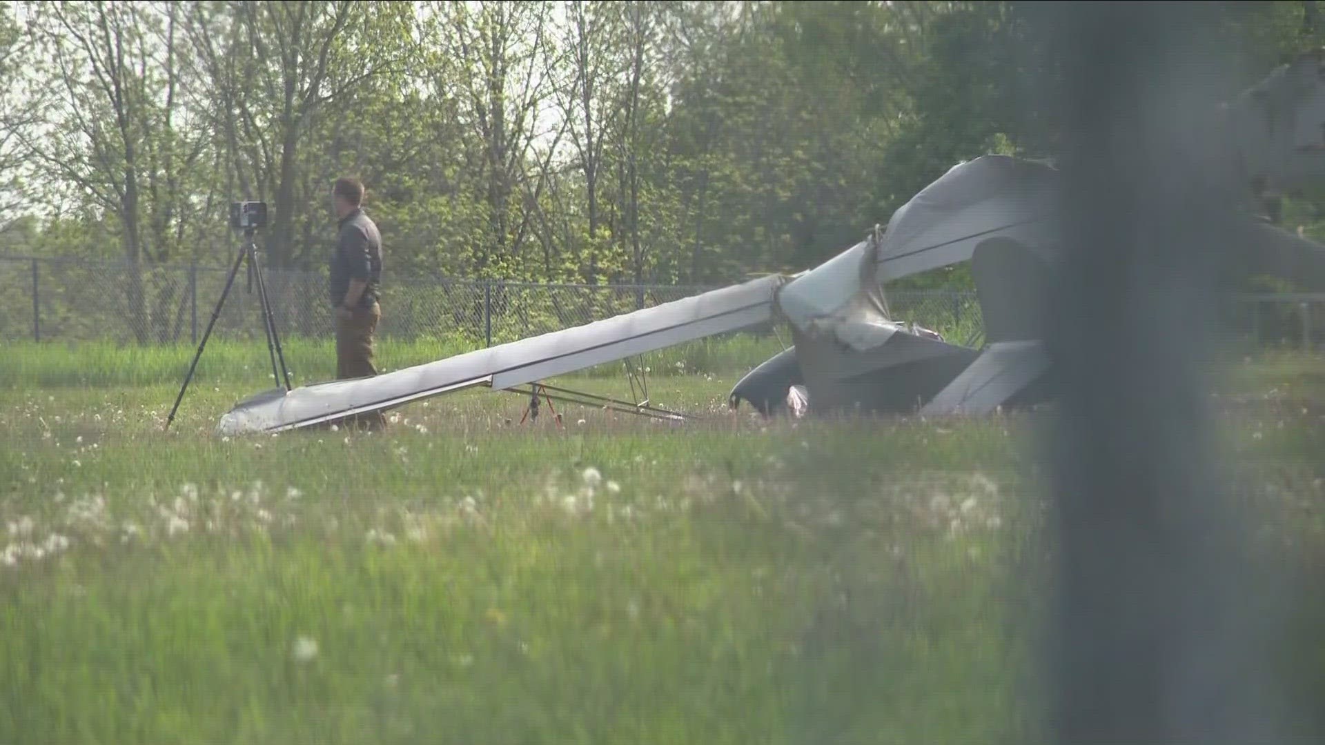 Pilot injured in Akron plane crash