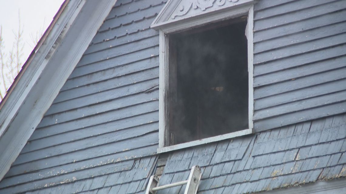 Buffalo Fire Department: Crews battle blaze on Buffalo's West Side ...