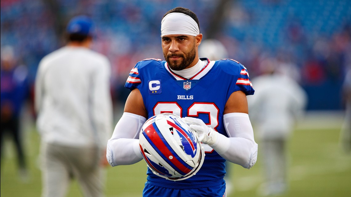 Bills Mafia packs tailgate in scorching Southern California heat