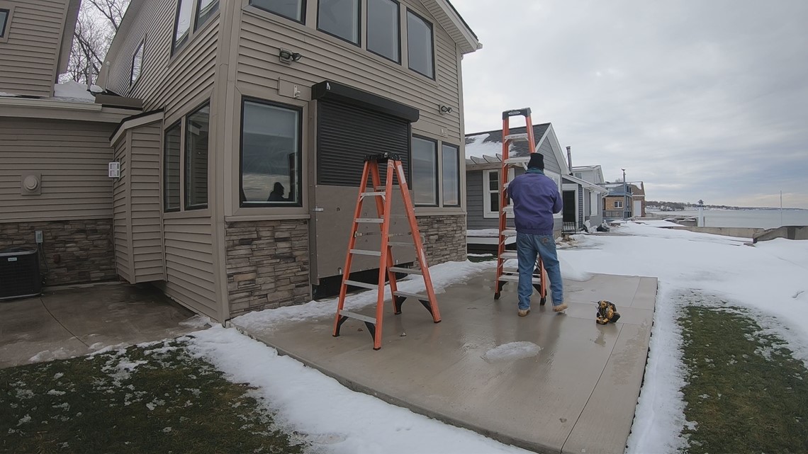 Mandatory evacuation order issued for Hoover Beach in Hamburg