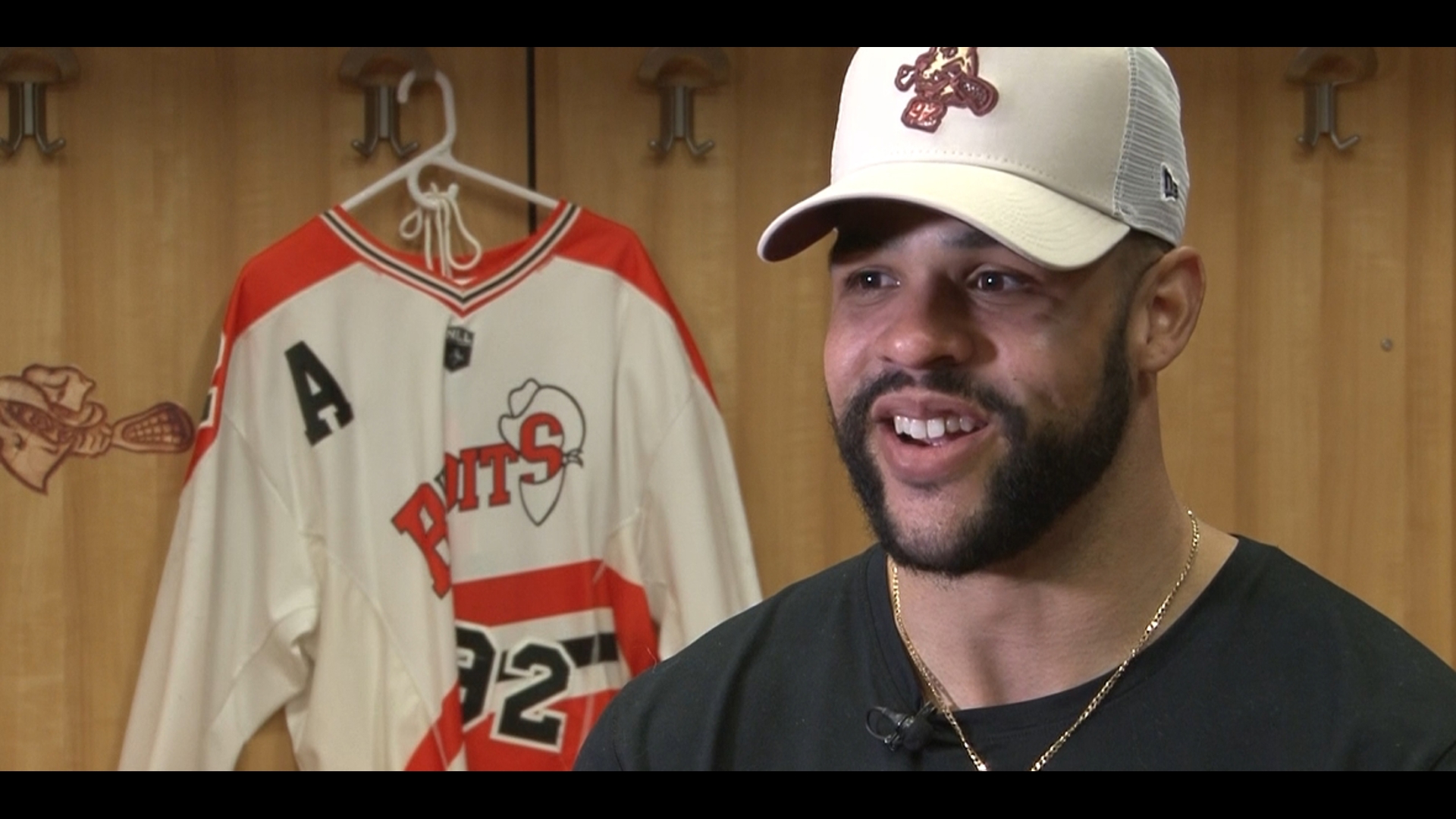 Buffalo Bandits forward Dhane Smith sat down with WGRZ sports reporter Lindsey Moppert ahead of the team's best-of-3 series against the Albany Firewolves.