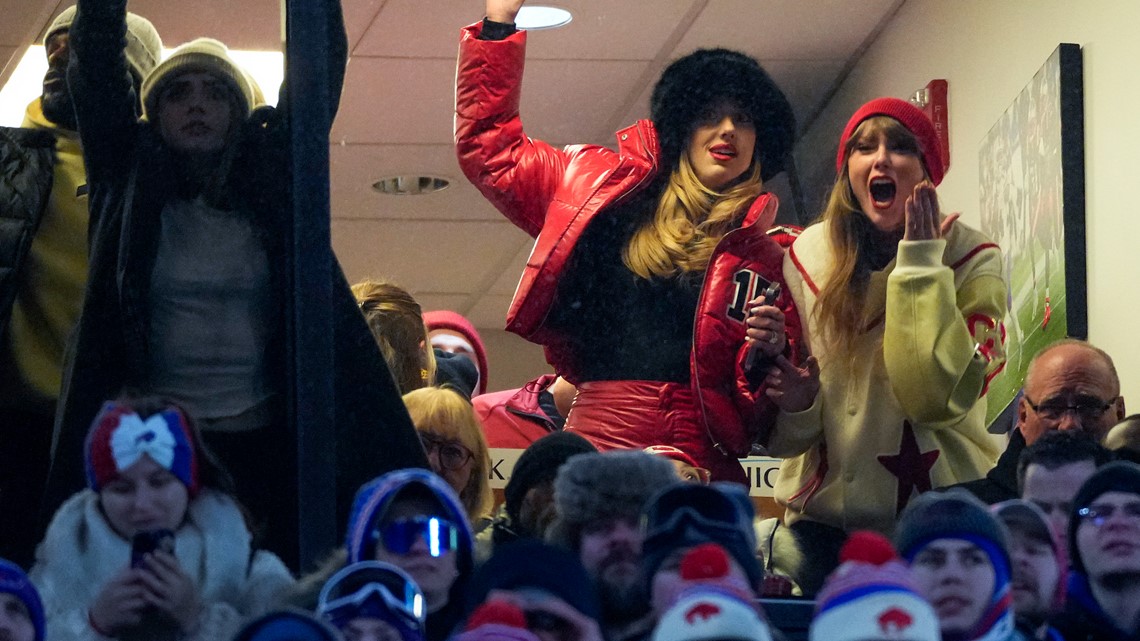 Jason Kelce helps young girl meet Taylor Swift at Bills game - Vimarsana News