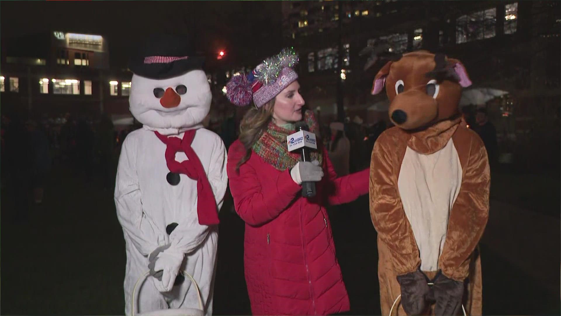 Storm Team 2's Elyse Smith talks about the Roswell Park Tree of Hope Forecast with two guests who don't mind the cold.