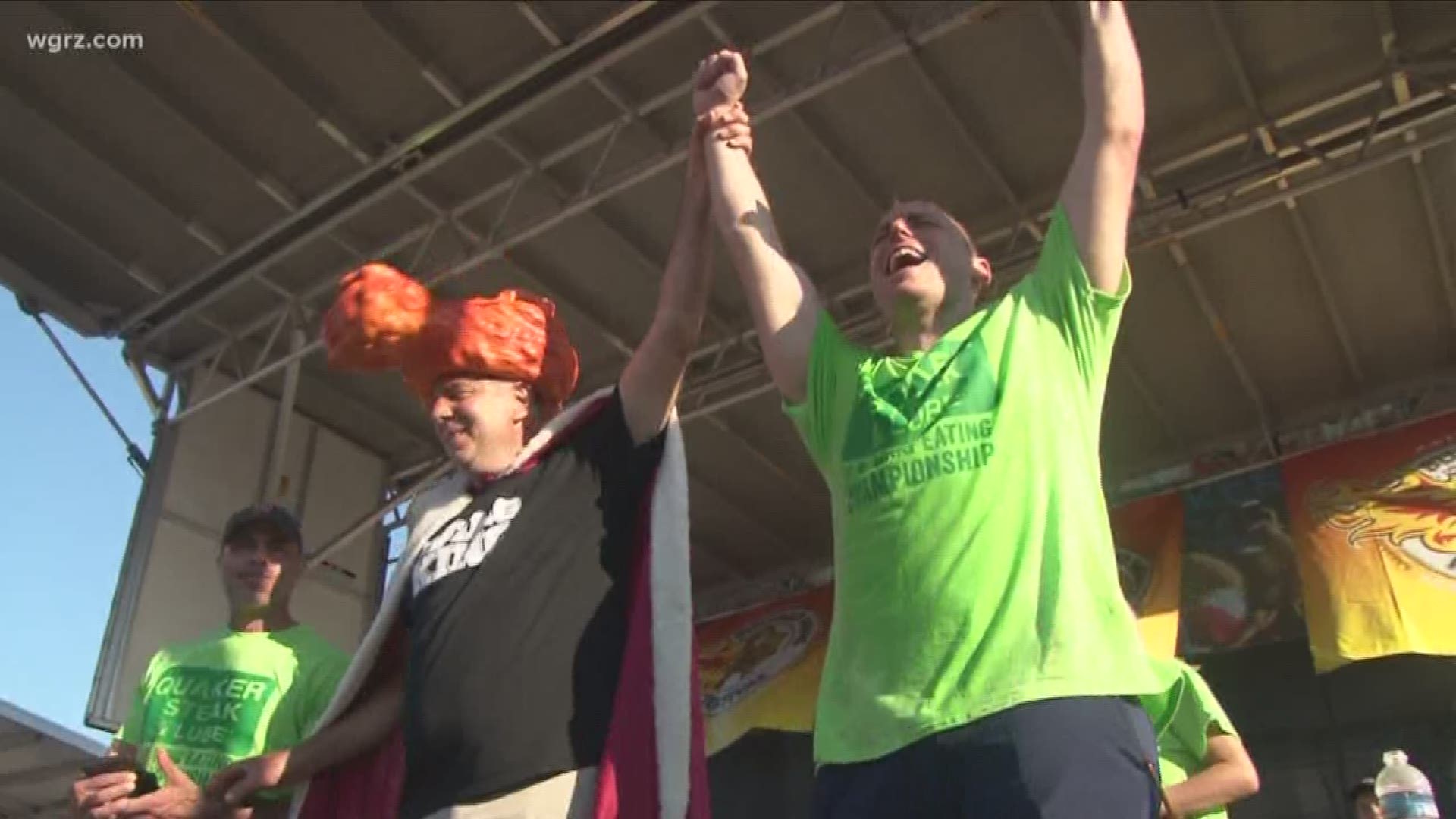 Joey Chestnut wins wing eating contest at Buffalo Chicken Wing Fest