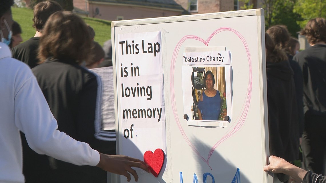 Students honor victims in mass shooting, vow to fight racism - Vimarsana News