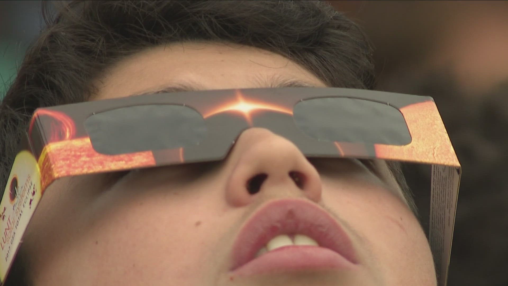 Fake eclipse glasses are hitting the market. Here s how you can tell if your glasses are real