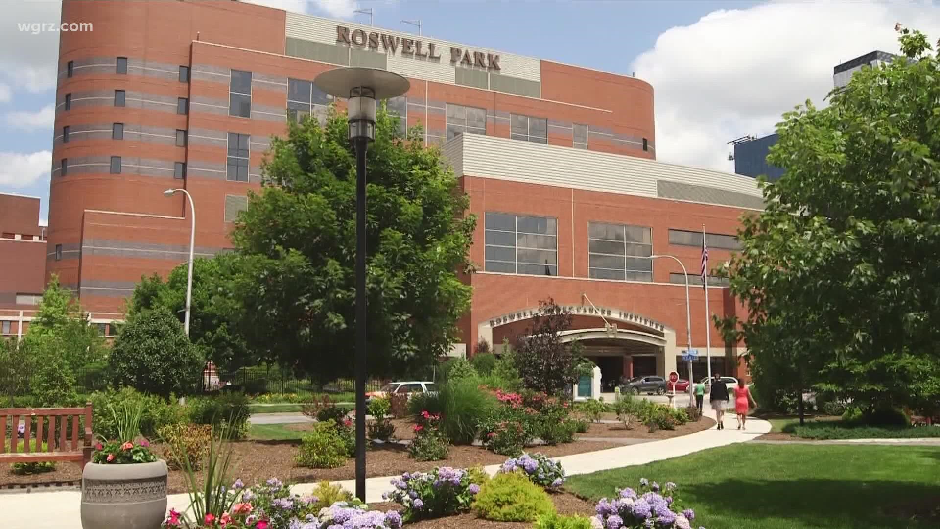 those interested should sign up online at "Roswell park dot org slash nursing open house."