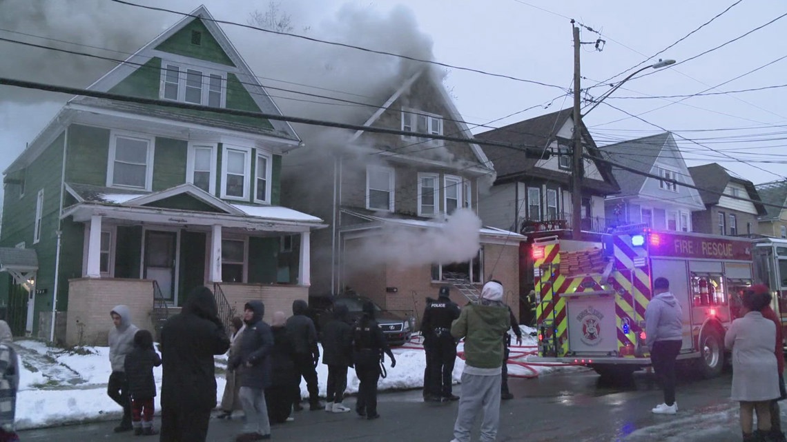 Man in critical condition after Lackawanna house fire | wgrz.com