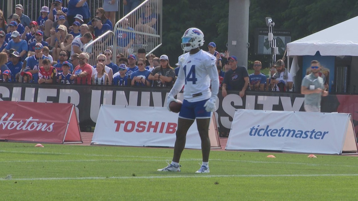 Bills WR Stefon Diggs breaks silence on first day of camp