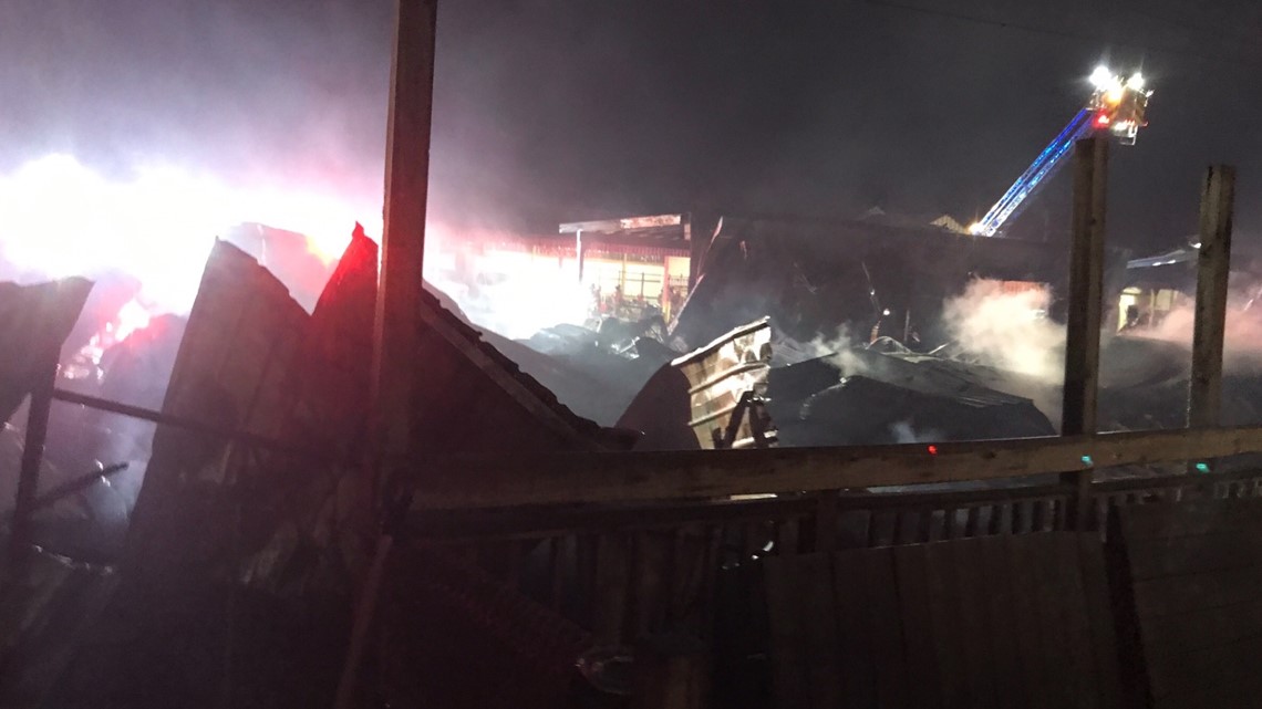 Crews fight Clinton Street commercial fire in Cheektowaga - Vimarsana News