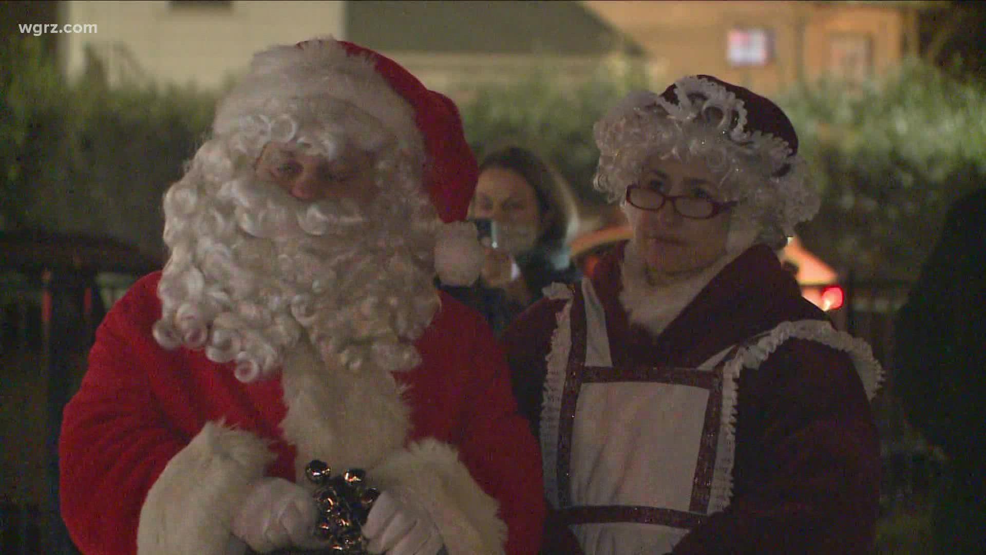 The cultural center celebrated Saturday night's tree lighting ceremony at their newly Christened building on Hertel Avenue.
