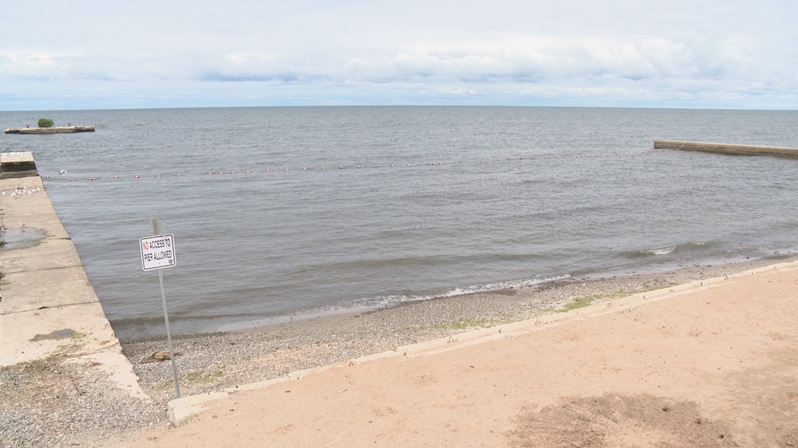 Bacteria levels close Olcott Beach again