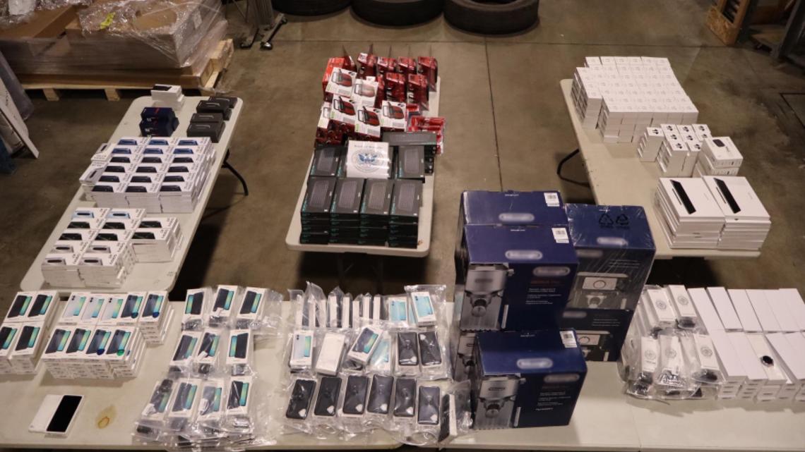 $150,000 worth of fake electronics seized at Peace Bridge