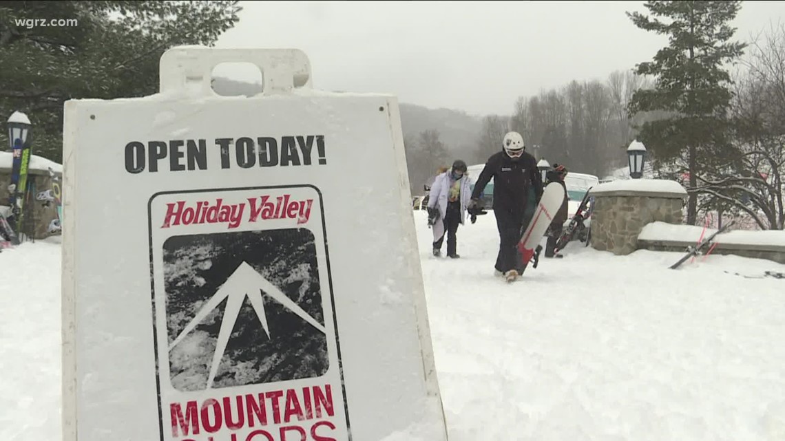 Ellicottville businesses receive boost from weather, border reopening