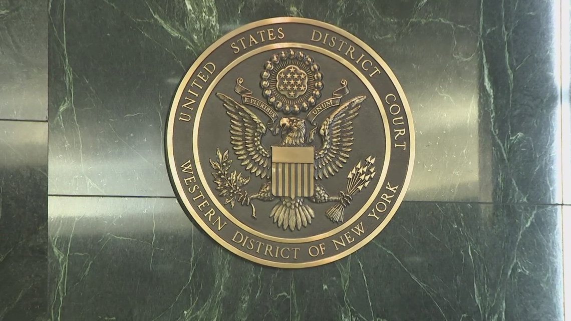 Defense Lawyers for Tops Mass Shooter Debate Jury Selections and Expert Evidence