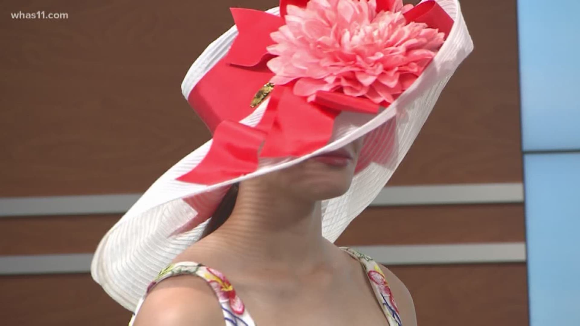 Fashion Consultant Jo Ross showed WHAS11's Juliana Valenica some 2018 Kentucky Derby fashion trends.