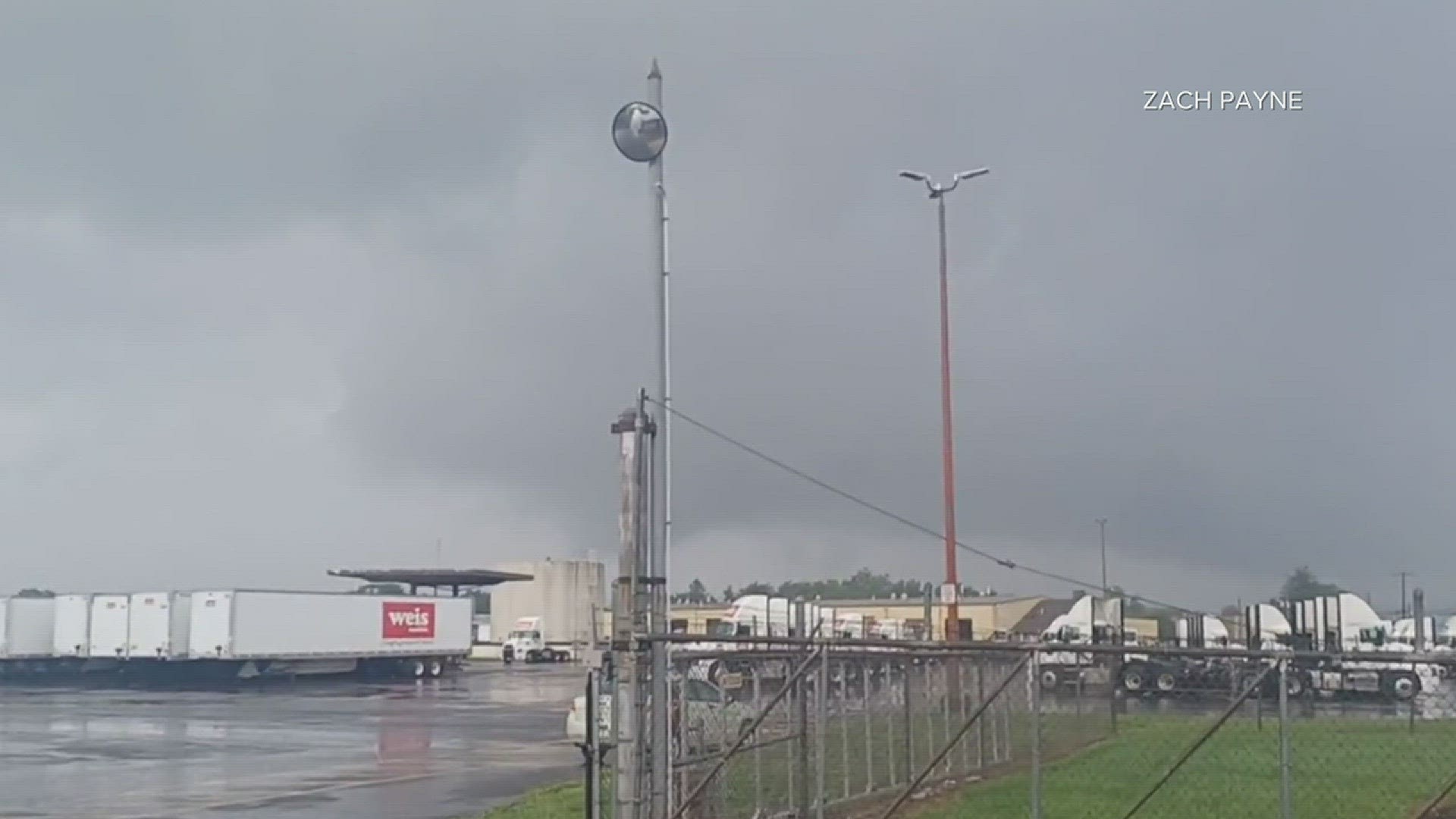 Stormtracker 16 Meteorologist Jeremy Lewan provides an update on severe thunderstorms that moved through the region on Sunday afternoon.