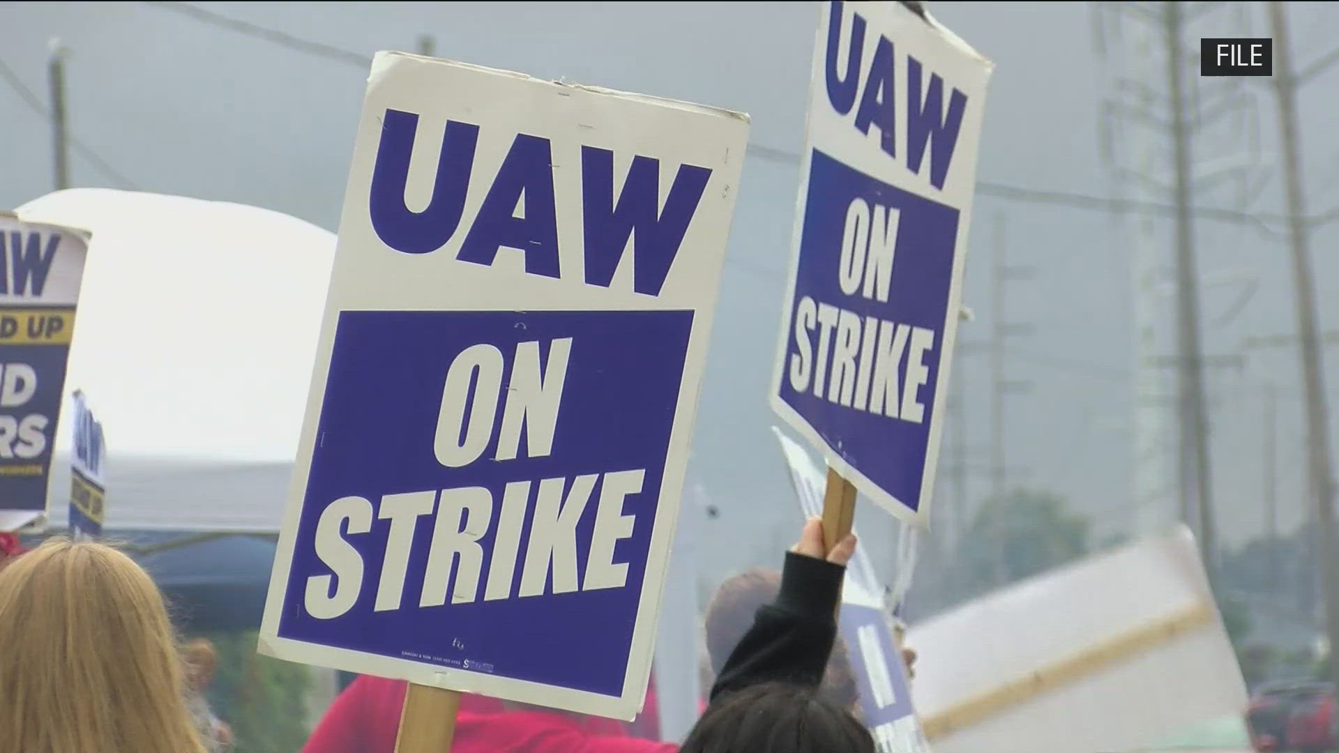 The strike saw autoworkers from GM, Ford and Stellantis walk off the line and into the streets holding signs demanding a fair wage and better working conditions.